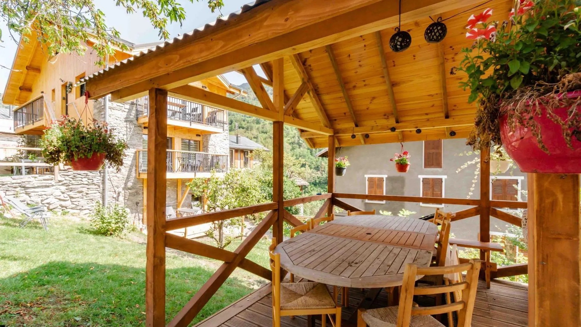 Chalet Agreable 3 Etoiles App 4 Courchevel Apartment